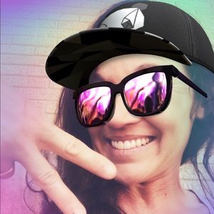 Meet your Posher, Daisyslade